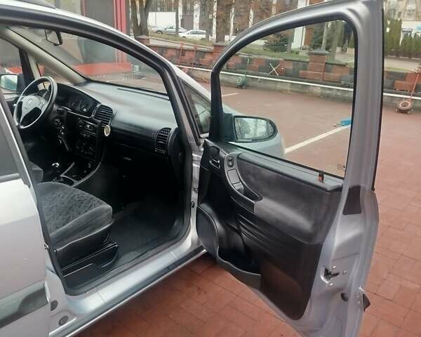 Опель Зафира, объемом двигателя 1.8 л и пробегом 290 тыс. км за 3500 $, фото 7 на Automoto.ua