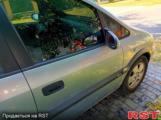 Опель Зафира, объемом двигателя 2 л и пробегом 319 тыс. км за 3000 $, фото 1 на Automoto.ua