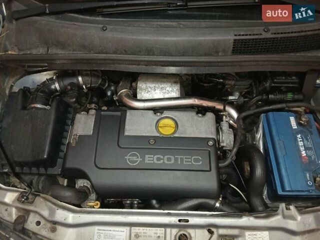 Опель Зафира, объемом двигателя 2 л и пробегом 283 тыс. км за 4200 $, фото 4 на Automoto.ua