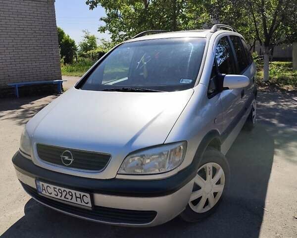 Опель Зафира, объемом двигателя 1.8 л и пробегом 228 тыс. км за 3900 $, фото 1 на Automoto.ua