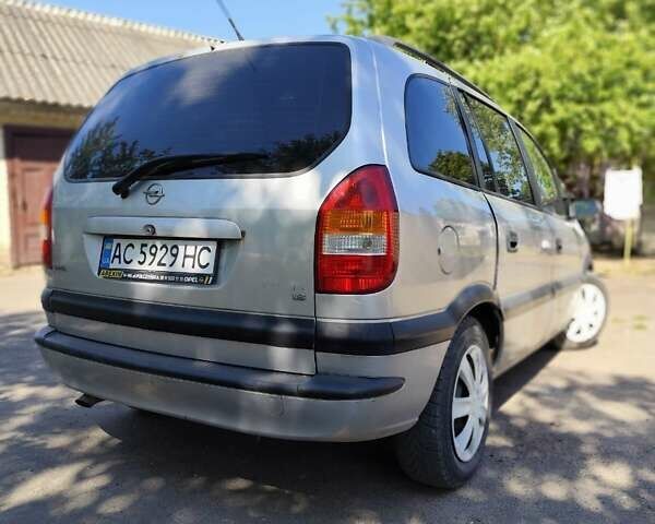 Опель Зафира, объемом двигателя 1.8 л и пробегом 228 тыс. км за 3900 $, фото 3 на Automoto.ua