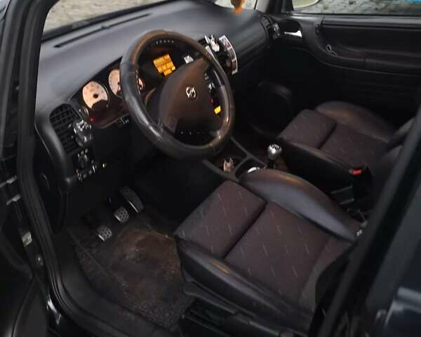 Опель Зафира, объемом двигателя 2 л и пробегом 188 тыс. км за 5900 $, фото 10 на Automoto.ua