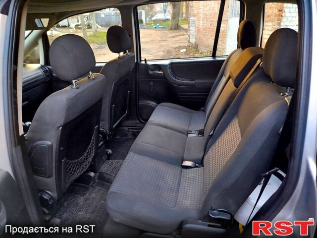 Опель Зафира, объемом двигателя 1.6 л и пробегом 290 тыс. км за 3999 $, фото 8 на Automoto.ua