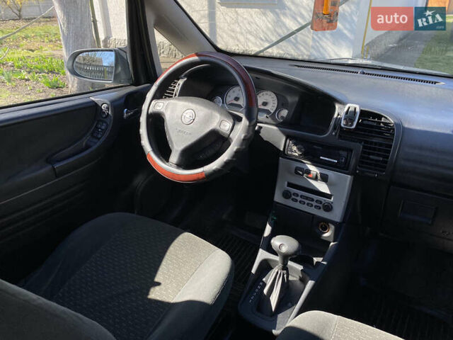 Опель Зафира, объемом двигателя 2 л и пробегом 281 тыс. км за 4300 $, фото 7 на Automoto.ua