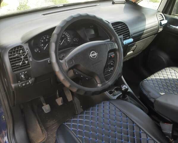 Опель Зафира, объемом двигателя 1.6 л и пробегом 352 тыс. км за 4600 $, фото 10 на Automoto.ua