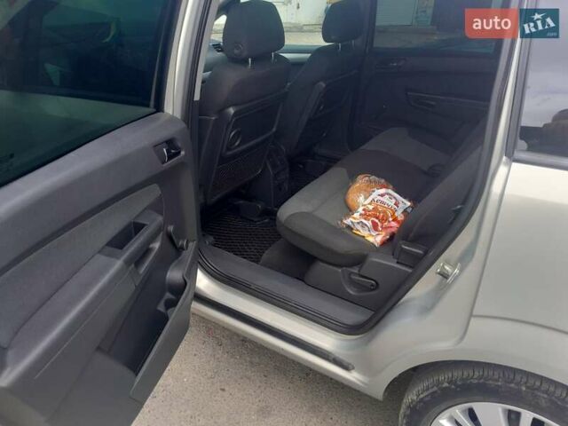 Опель Зафира 2005 в Бориславе на Automoto.ua Опель Зафира, объемом двигателя 1.9 л и пробегом 230 тыс. км за 5300 $, фото 2 на Automoto.ua