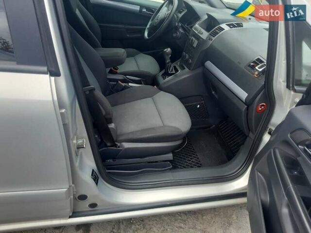 Опель Зафира 2005 в Бориславе на Automoto.ua Опель Зафира, объемом двигателя 1.9 л и пробегом 230 тыс. км за 5300 $, фото 5 на Automoto.ua