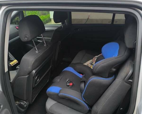 Опель Зафіра, об'ємом двигуна 1.9 л та пробігом 235 тис. км за 5300 $, фото 4 на Automoto.ua