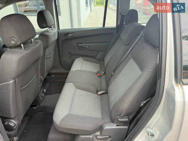 Опель Зафира, объемом двигателя 1.6 л и пробегом 183 тыс. км за 5700 $, фото 3 на Automoto.ua