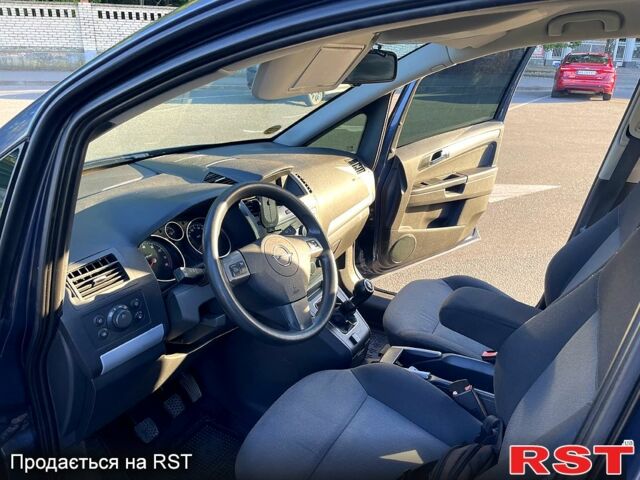 Опель Зафира, объемом двигателя 1.8 л и пробегом 215 тыс. км за 5400 $, фото 2 на Automoto.ua