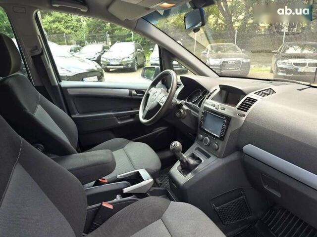 Опель Зафира, объемом двигателя 0 л и пробегом 283 тыс. км за 5300 $, фото 10 на Automoto.ua