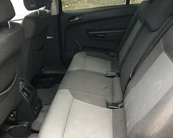 Опель Зафира, объемом двигателя 1.6 л и пробегом 230 тыс. км за 5600 $, фото 7 на Automoto.ua