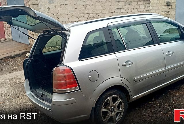 Опель Зафира, объемом двигателя 1.9 л и пробегом 0 тыс. км за 5100 $, фото 1 на Automoto.ua