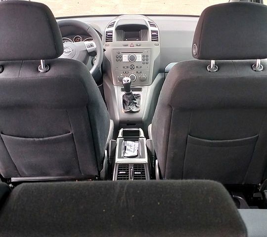 Опель Зафіра, об'ємом двигуна 1.6 л та пробігом 213 тис. км за 5500 $, фото 4 на Automoto.ua