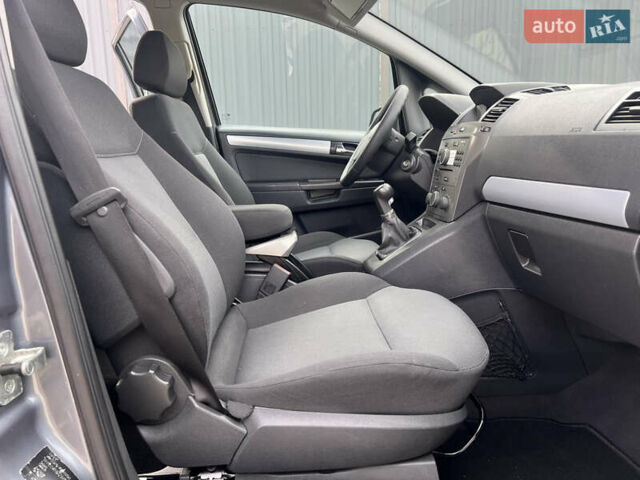 Опель Зафіра, об'ємом двигуна 1.8 л та пробігом 176 тис. км за 5300 $, фото 63 на Automoto.ua