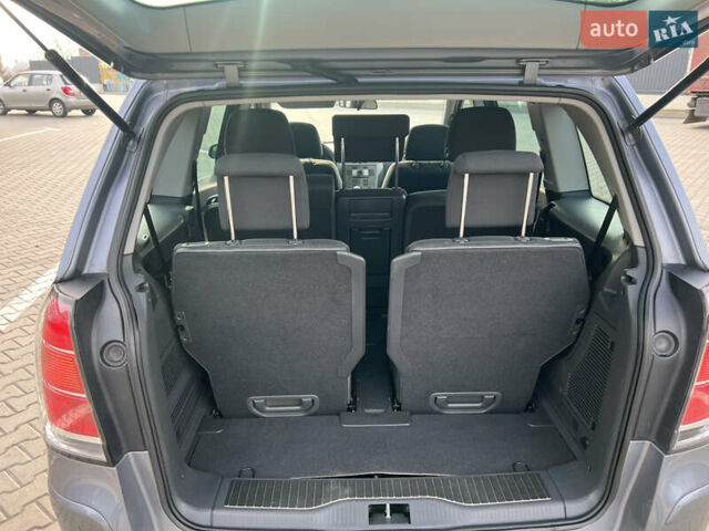 Опель Зафіра, об'ємом двигуна 1.8 л та пробігом 176 тис. км за 5300 $, фото 48 на Automoto.ua