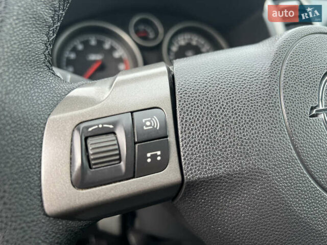 Опель Зафіра, об'ємом двигуна 1.8 л та пробігом 176 тис. км за 5300 $, фото 74 на Automoto.ua