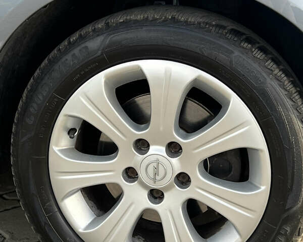 Опель Зафіра, об'ємом двигуна 1.8 л та пробігом 176 тис. км за 5300 $, фото 34 на Automoto.ua