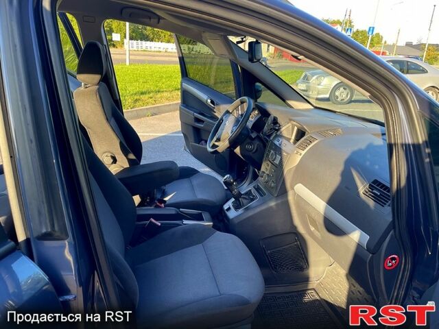 Опель Зафира, объемом двигателя 1.8 л и пробегом 215 тыс. км за 5400 $, фото 1 на Automoto.ua
