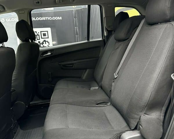 Опель Зафира, объемом двигателя 0 л и пробегом 342 тыс. км за 6500 $, фото 11 на Automoto.ua