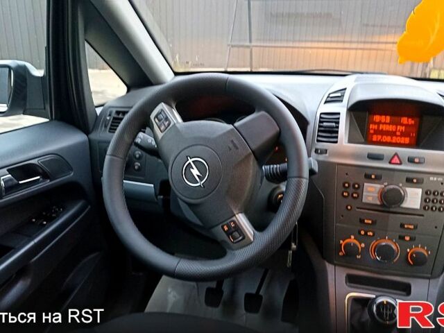 Опель Зафира, объемом двигателя 1.6 л и пробегом 197 тыс. км за 5650 $, фото 4 на Automoto.ua