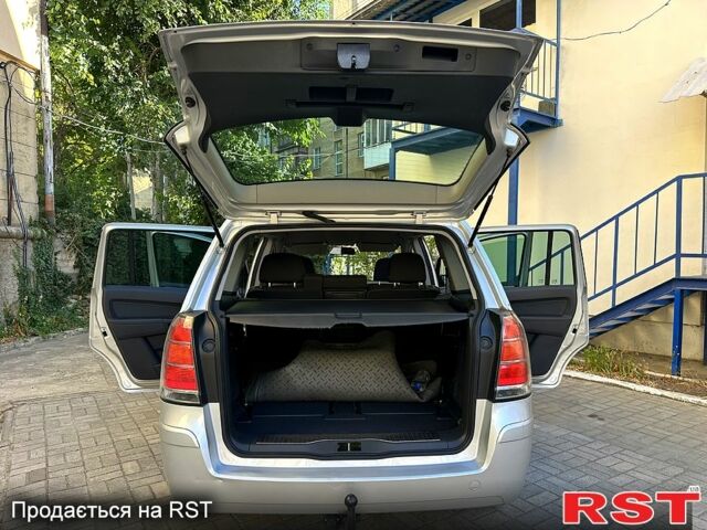 Опель Зафира, объемом двигателя 1.8 л и пробегом 256 тыс. км за 5750 $, фото 7 на Automoto.ua