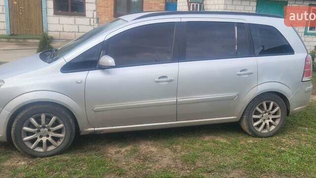 Опель Зафира 2007 в Черкассах на Automoto.ua Опель Зафира, объемом двигателя 1.8 л и пробегом 380 тыс. км за 6000 $, фото 5 на Automoto.ua