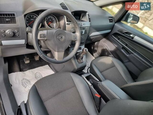 Опель Зафира, объемом двигателя 0 л и пробегом 225 тыс. км за 5500 $, фото 37 на Automoto.ua