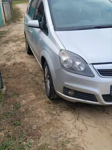 Опель Зафира 2007 в Черкассах на Automoto.ua Опель Зафира, объемом двигателя 1.8 л и пробегом 380 тыс. км за 6000 $, фото 6 на Automoto.ua