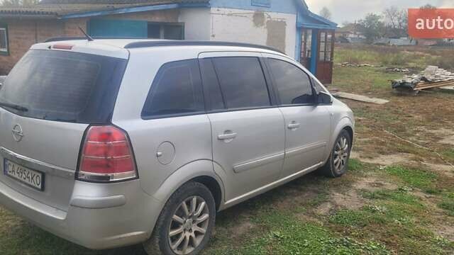 Опель Зафира 2007 в Черкассах на Automoto.ua Опель Зафира, объемом двигателя 1.8 л и пробегом 380 тыс. км за 6000 $, фото 1 на Automoto.ua