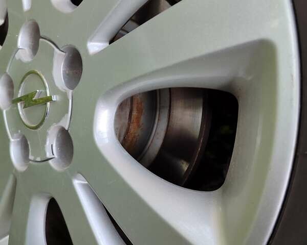 Опель Зафіра, об'ємом двигуна 1.69 л та пробігом 221 тис. км за 7878 $, фото 38 на Automoto.ua