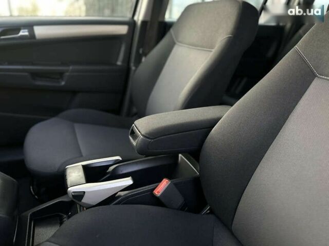 Опель Зафира, объемом двигателя 1.8 л и пробегом 201 тыс. км за 6800 $, фото 25 на Automoto.ua