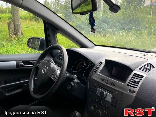 Опель Зафира, объемом двигателя 1.8 л и пробегом 168 тыс. км за 6100 $, фото 4 на Automoto.ua