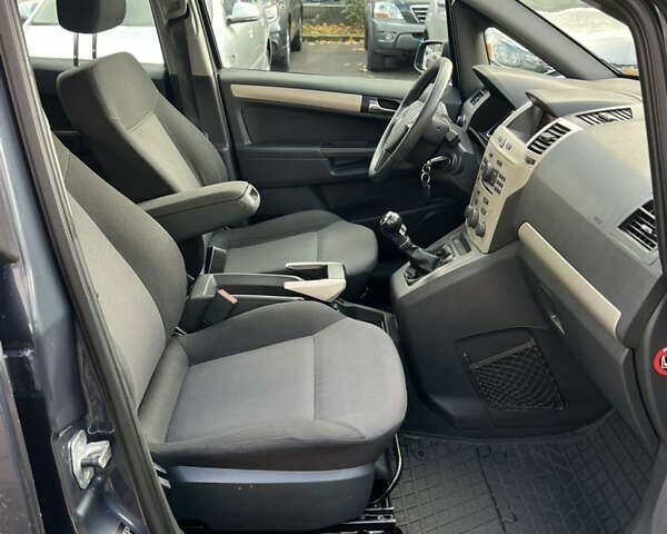 Опель Зафира, объемом двигателя 1.8 л и пробегом 170 тыс. км за 6300 $, фото 27 на Automoto.ua