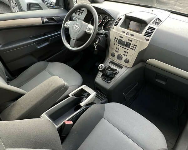 Опель Зафира, объемом двигателя 1.8 л и пробегом 170 тыс. км за 6300 $, фото 26 на Automoto.ua