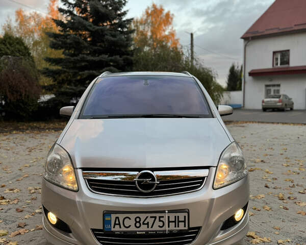 Опель Зафира 2008 в Ровно на Automoto.ua Опель Зафира, объемом двигателя 1.6 л и пробегом 218 тыс. км за 5550 $, фото 1 на Automoto.ua