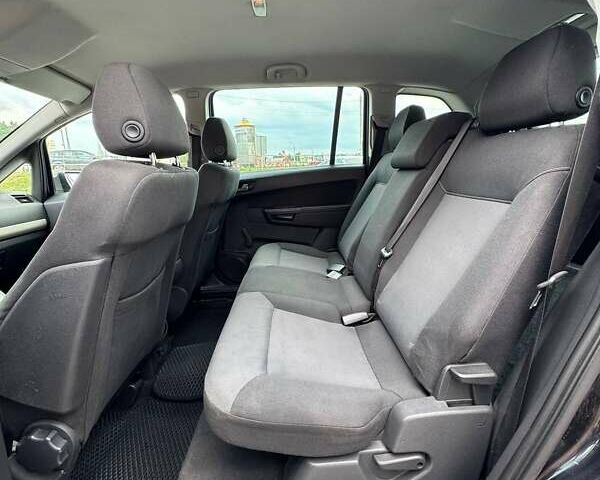 Опель Зафира, объемом двигателя 1.7 л и пробегом 239 тыс. км за 6500 $, фото 11 на Automoto.ua