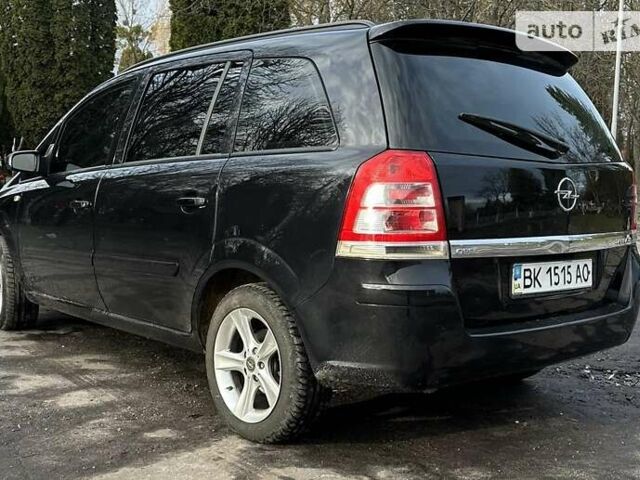 Опель Зафіра, об'ємом двигуна 2.2 л та пробігом 235 тис. км за 5500 $, фото 3 на Automoto.ua