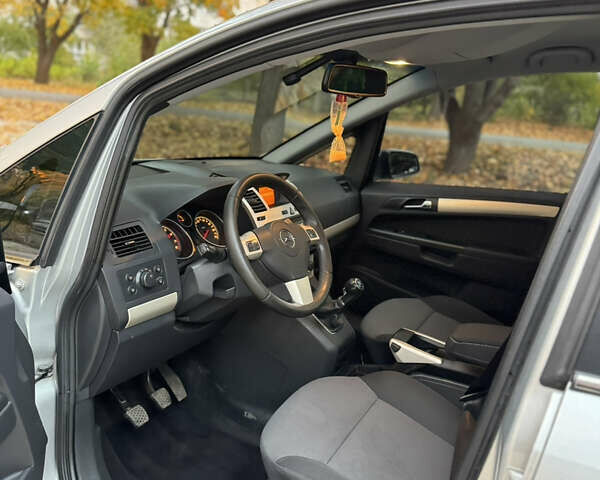 Опель Зафира 2008 в Ровно на Automoto.ua Опель Зафира, объемом двигателя 1.6 л и пробегом 218 тыс. км за 5550 $, фото 20 на Automoto.ua