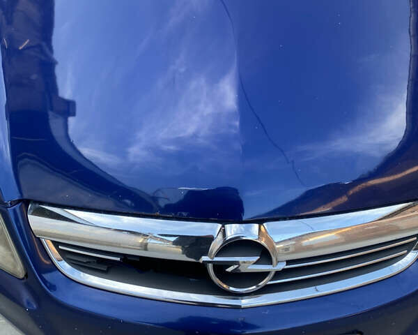 Опель Зафира, объемом двигателя 1.9 л и пробегом 370 тыс. км за 5000 $, фото 12 на Automoto.ua