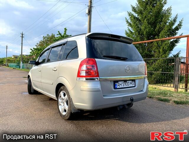 Опель Зафира, объемом двигателя 1.6 л и пробегом 191 тыс. км за 6000 $, фото 2 на Automoto.ua