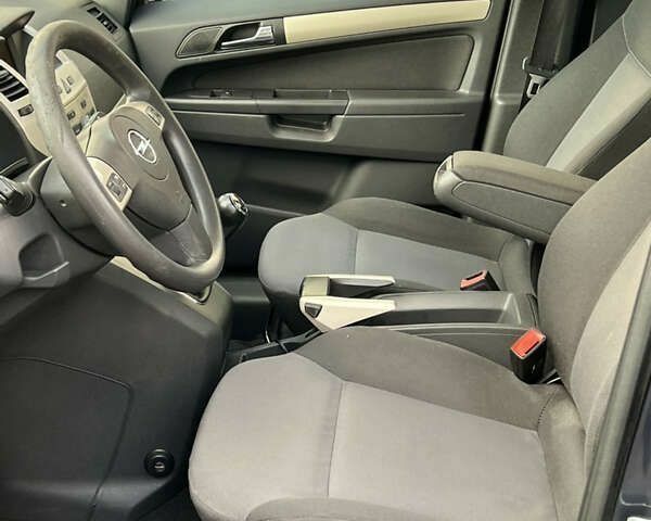 Опель Зафира, объемом двигателя 1.8 л и пробегом 170 тыс. км за 6300 $, фото 17 на Automoto.ua