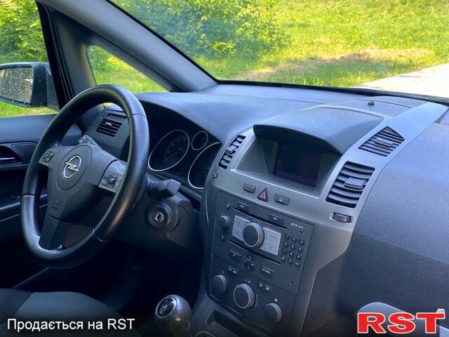 Опель Зафира, объемом двигателя 1.6 л и пробегом 176 тыс. км за 6300 $, фото 4 на Automoto.ua