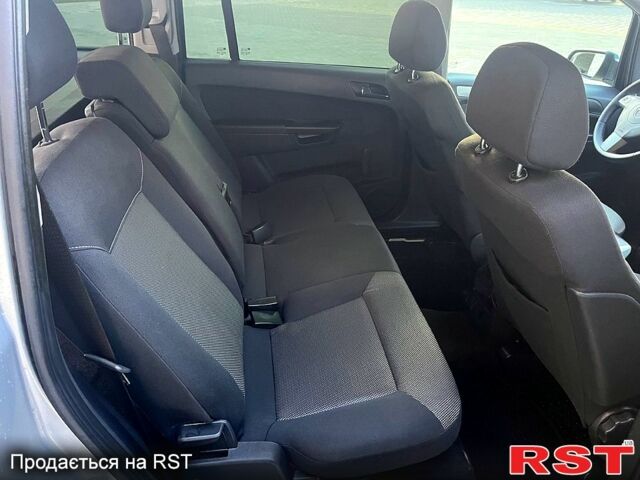 Опель Зафіра, об'ємом двигуна 1.6 л та пробігом 223 тис. км за 6400 $, фото 8 на Automoto.ua