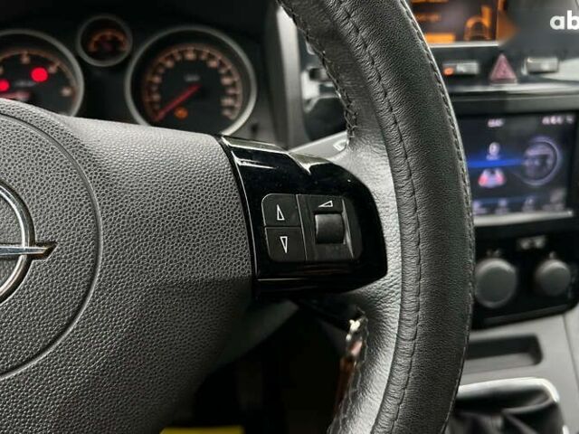 Опель Зафира, объемом двигателя 1.9 л и пробегом 327 тыс. км за 6999 $, фото 21 на Automoto.ua