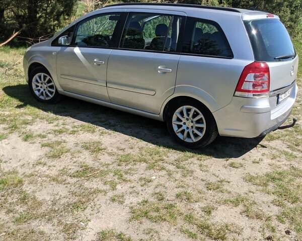 Опель Зафира, объемом двигателя 1.8 л и пробегом 300 тыс. км за 6000 $, фото 8 на Automoto.ua