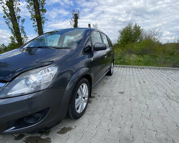 Опель Зафіра, об'ємом двигуна 1.7 л та пробігом 272 тис. км за 6300 $, фото 5 на Automoto.ua