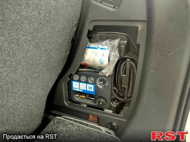 Опель Зафіра, об'ємом двигуна 1.8 л та пробігом 203 тис. км за 7100 $, фото 4 на Automoto.ua