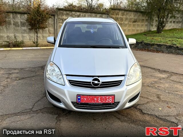 Опель Зафира, объемом двигателя 1.7 л и пробегом 200 тыс. км за 7000 $, фото 2 на Automoto.ua