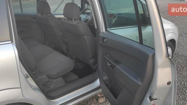 Опель Зафира, объемом двигателя 0 л и пробегом 238 тыс. км за 6000 $, фото 13 на Automoto.ua